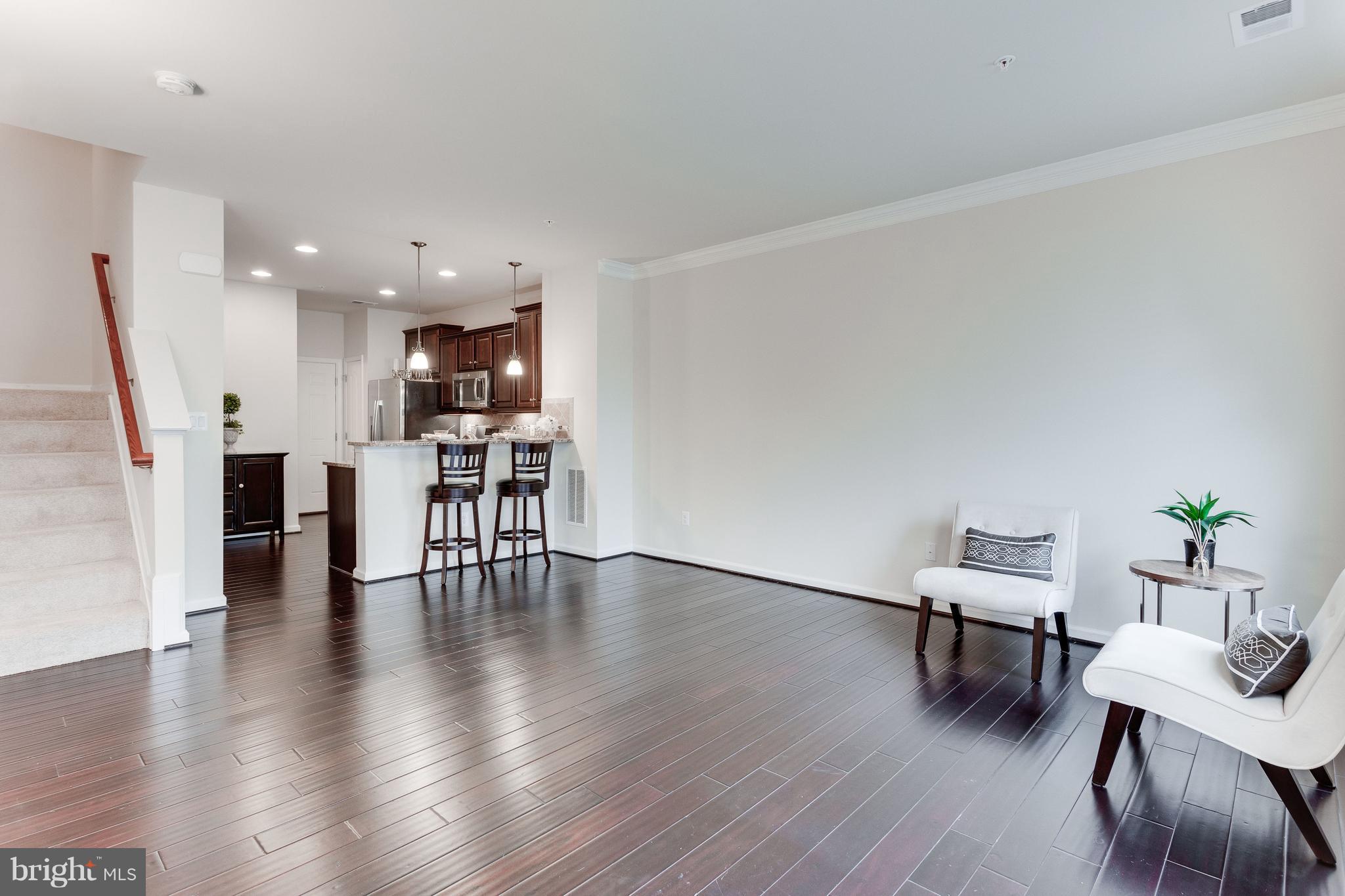 4863 Dane Ridge Circle Woodbridge, VA 22193 - Photo 4 of 30 Living Room