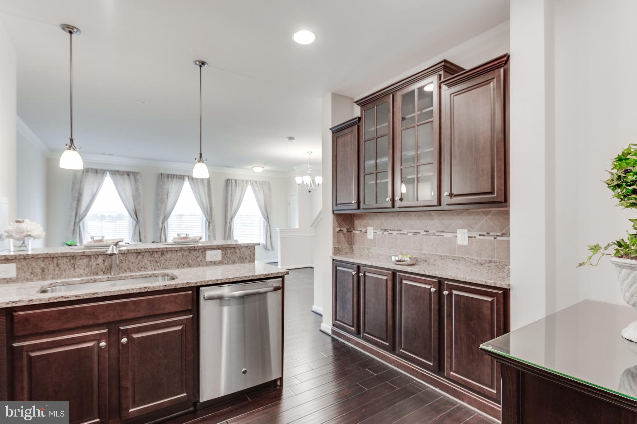 4863 Dane Ridge Circle Woodbridge, VA 22193 - Photo 10 of 30 Kitchen