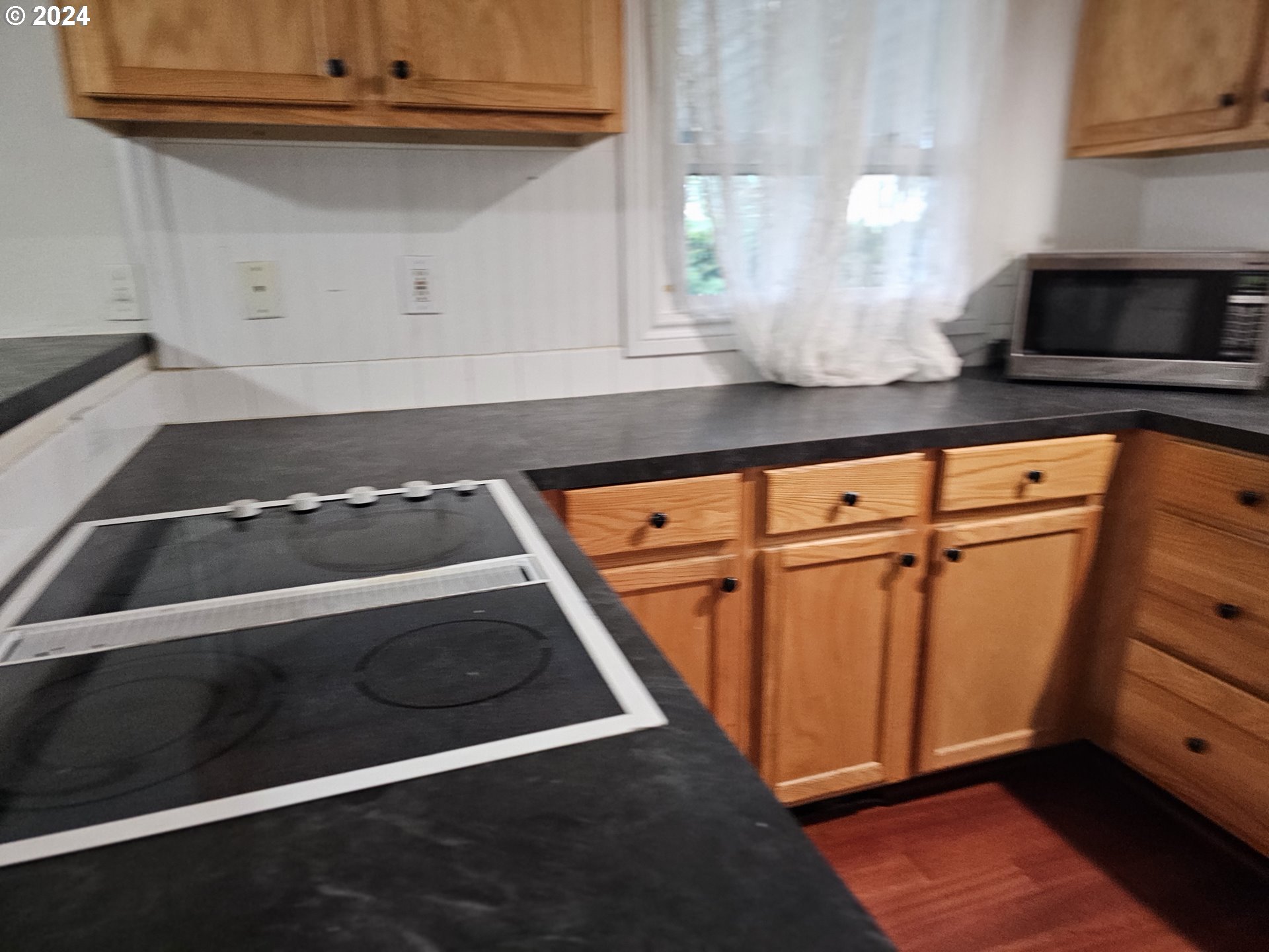 124 Northwest 18th Avenue Camas, WA 98607 - Photo 9 of 31