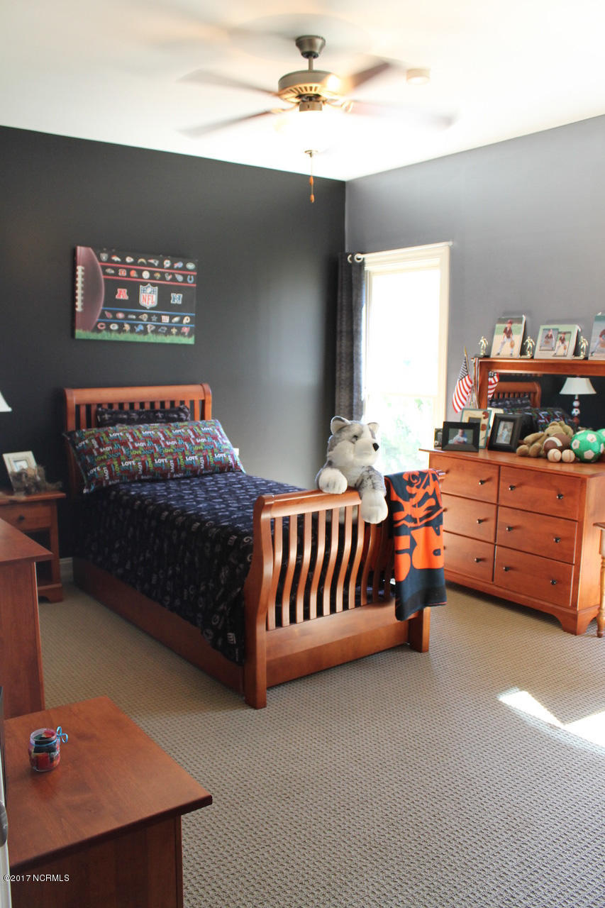 128 Teufen Road New Bern, NC 28562 - Photo 23 of 42 Bedroom 2