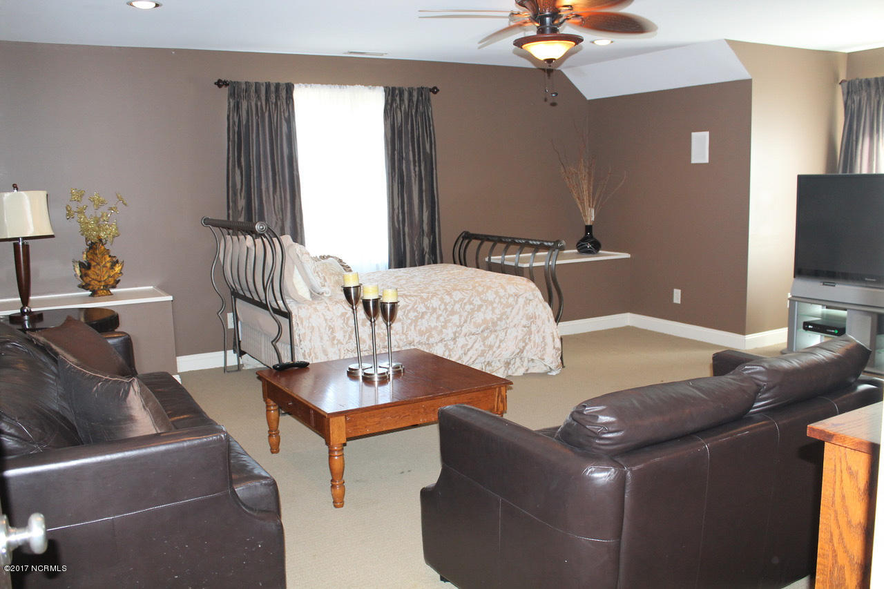128 Teufen Road New Bern, NC 28562 - Photo 28 of 42 Bonus Room