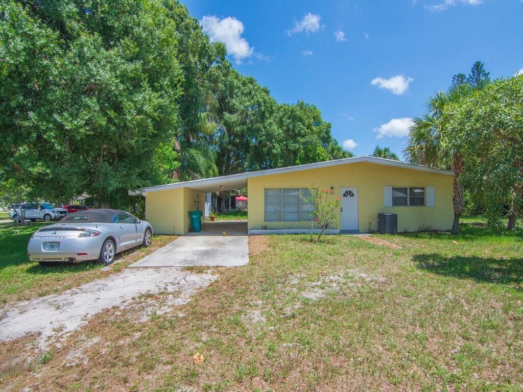 8605 Salerno Road Fort Pierce, FL 34951 - Photo 1 of 23 Exterior