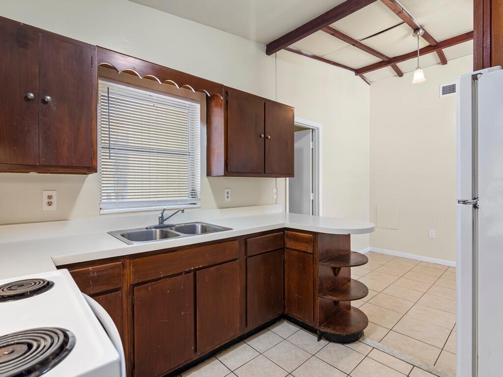 8605 Salerno Road Fort Pierce, FL 34951 - Photo 3 of 23 Resized024