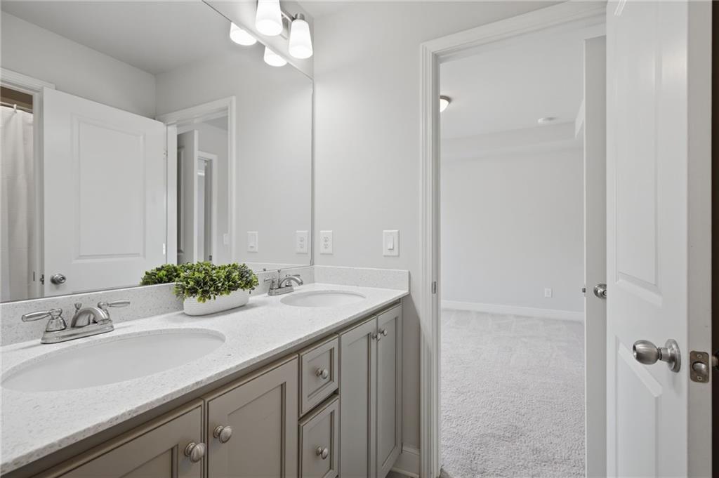 2732 Oak Glen Manor Road Decatur, GA 30033 - Photo 30 of 35