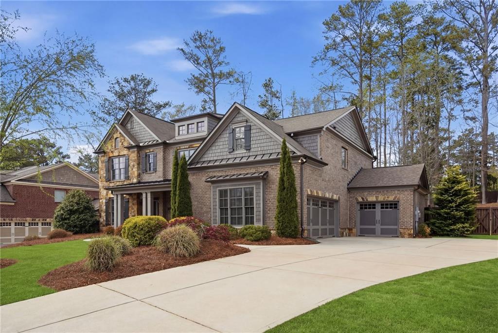 2732 Oak Glen Manor Road Decatur, GA 30033 - Photo 4 of 35