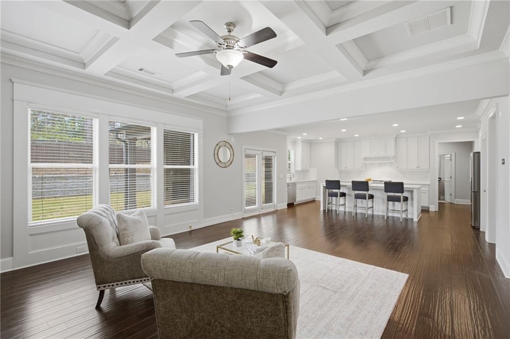 2732 Oak Glen Manor Road Decatur, GA 30033 - Photo 10 of 35