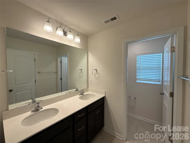 $1,995 | 1110 Keydet Drive, Charlotte, NC 28216