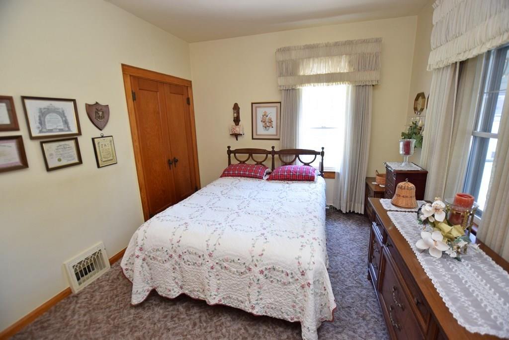 405 South East Street Pendleton, IN 46064 - Photo 12 of 28 Gallery Image 12