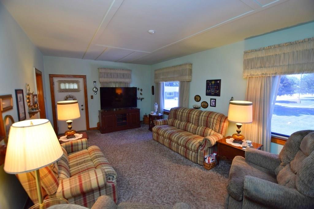 405 South East Street Pendleton, IN 46064 - Photo 8 of 28 Gallery Image 8