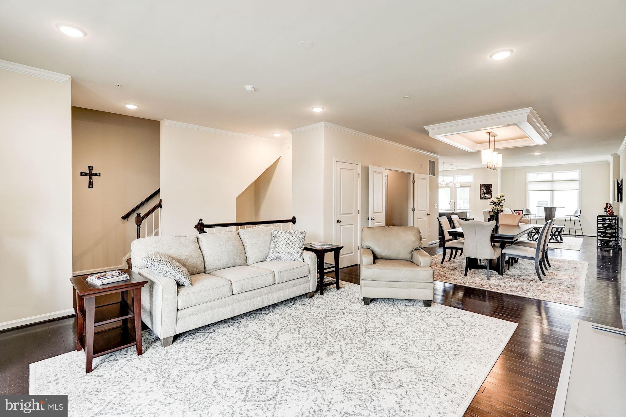 1114 Ribbon Limestone Terrace Southeast Leesburg, VA 20175 - Photo 3 of 24 High ceilings and light filled home!
