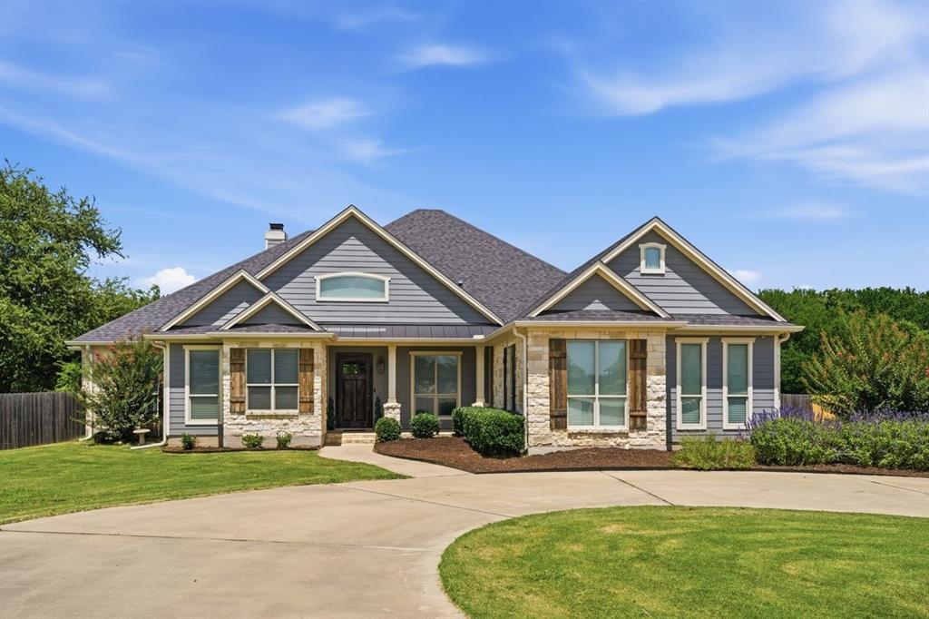 8 Freedom Court Waco, TX 76708 - Photo 2 of 33