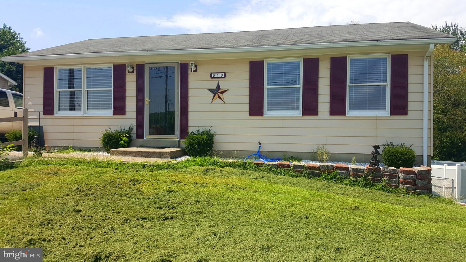 610 Souder Road Brunswick, MD 21716 - Photo 2 of 11 Exterior (Front)
