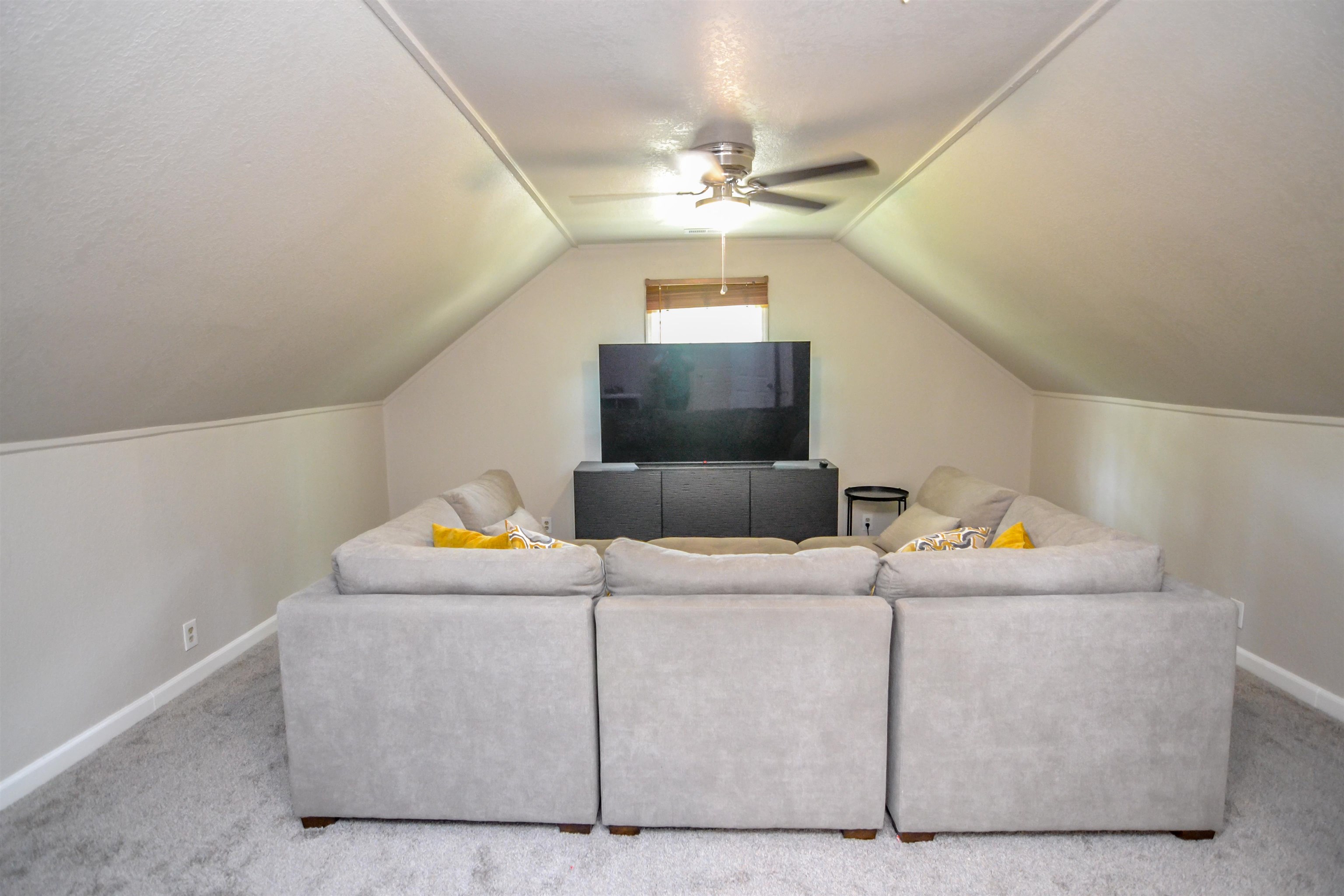 218 East Harpers Ferry Road Collierville, TN 38017 - Photo 22 of 25 a living room with furniture and a flat screen tv