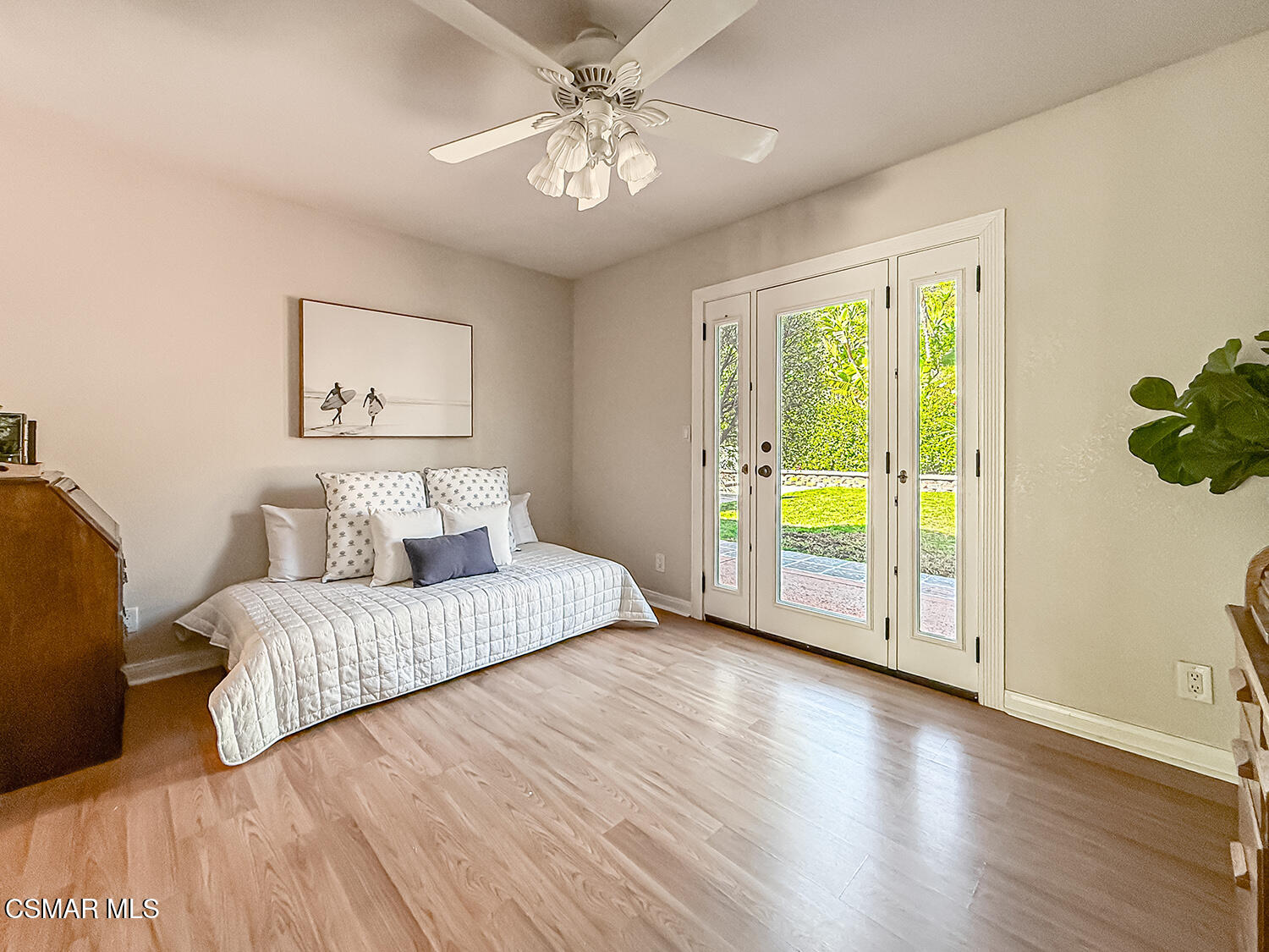 2189 Latham Street Simi Valley, CA 93065 - Photo 32 of 42 a spacious bedroom with a bed and a window