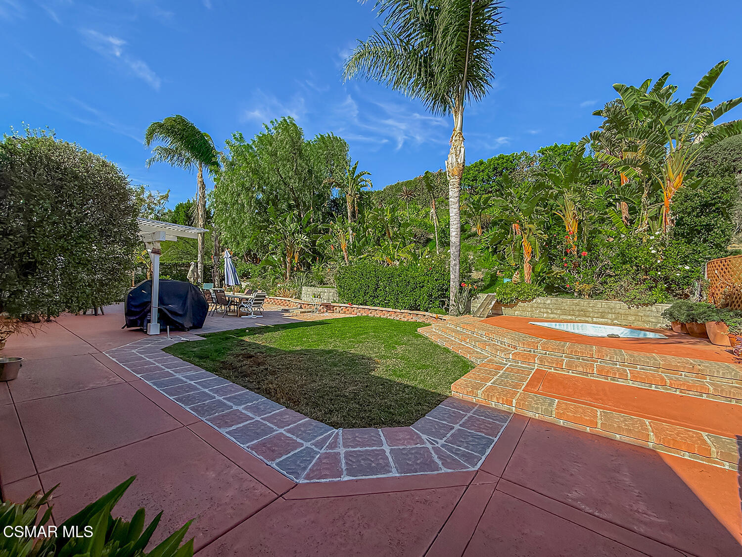 2189 Latham Street Simi Valley, CA 93065 - Photo 41 of 42 a view of a backyard