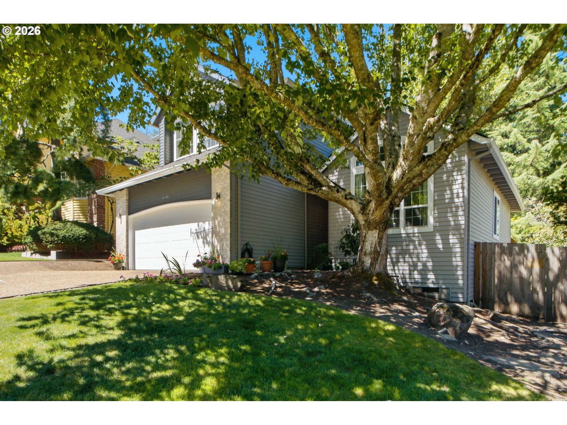 4123 Southwest Comus Street Portland, OR 97219 - Photo 4 of 42 Gallery Image 4