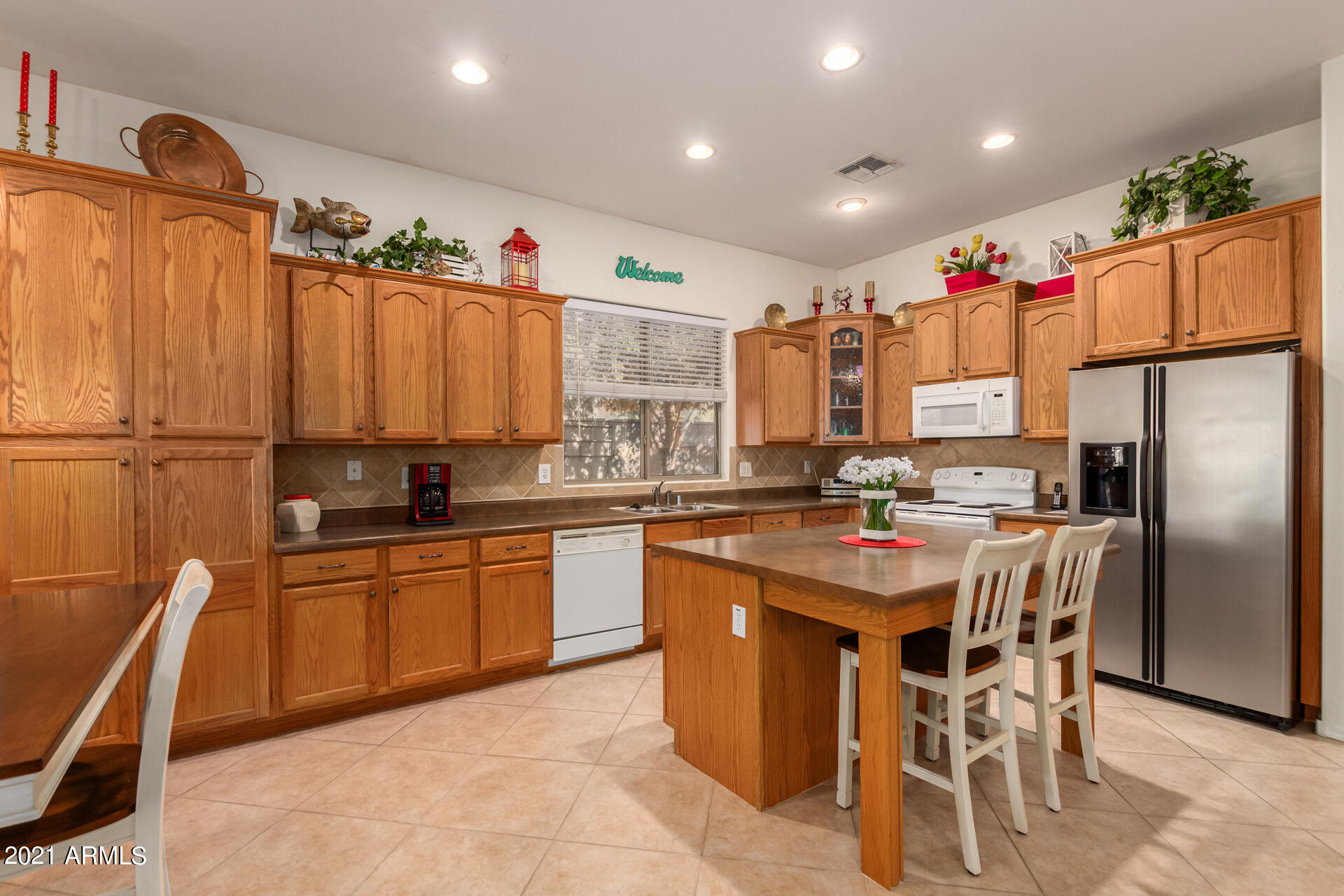 2902 West Sentinel Rock Road Phoenix, AZ 85086 - Photo 11 of 25 0011-11 Sentinel Rock