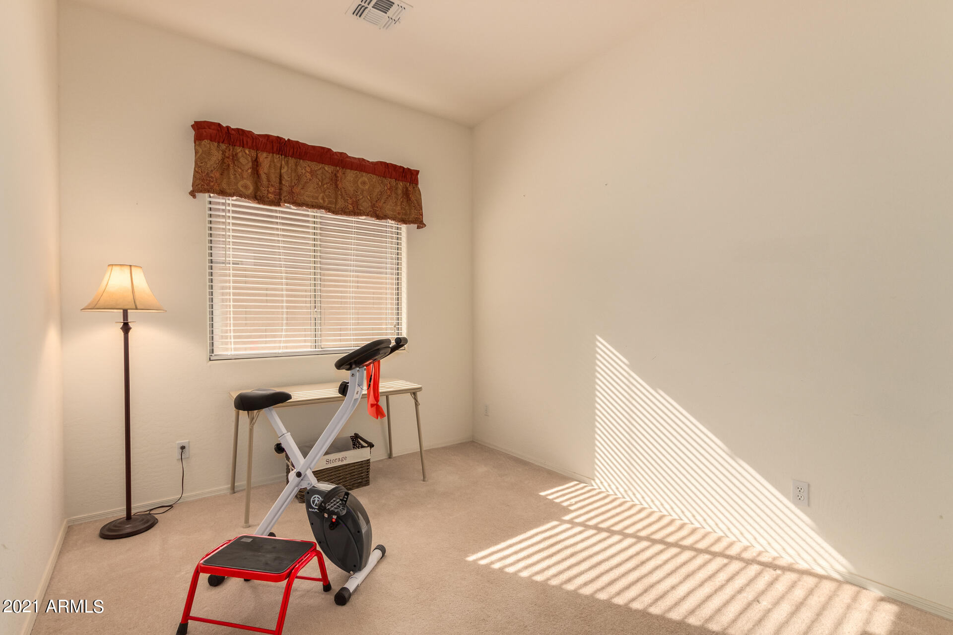 2902 West Sentinel Rock Road Phoenix, AZ 85086 - Photo 17 of 25 0017-17 Sentinel Rock