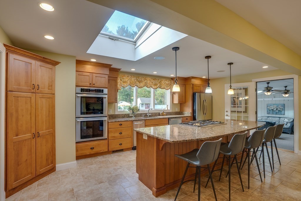 335 Bay Road Easton, MA 02356 - Photo 12 of 42 Gallery Image 12