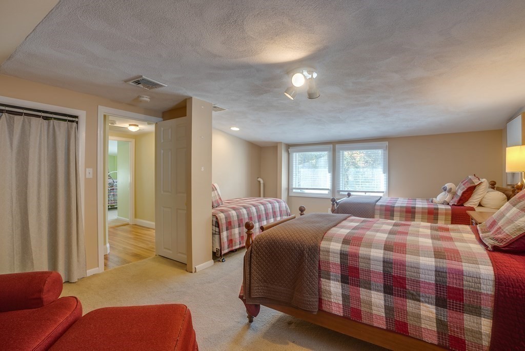 335 Bay Road Easton, MA 02356 - Photo 23 of 42 Gallery Image 23