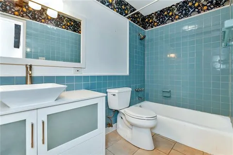 $284,900 | 1125 Royal Street, Unit 3, New Orleans, LA 70116