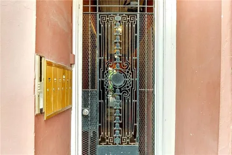 $284,900 | 1125 Royal Street, Unit 3, New Orleans, LA 70116