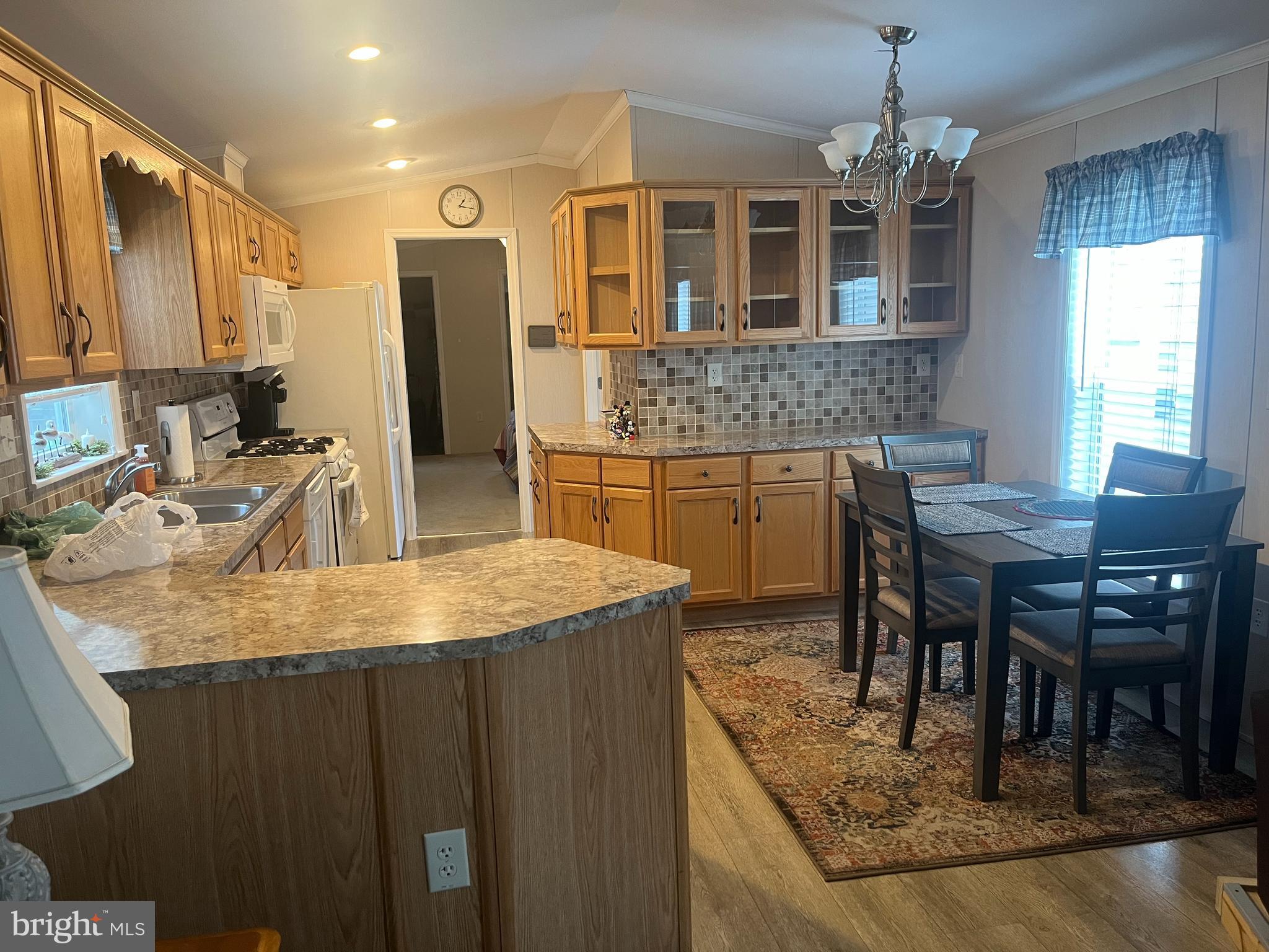 109 Ridgewood Manor Manheim, PA 17545 - Photo 4 of 8 Kitchen/Dining Area