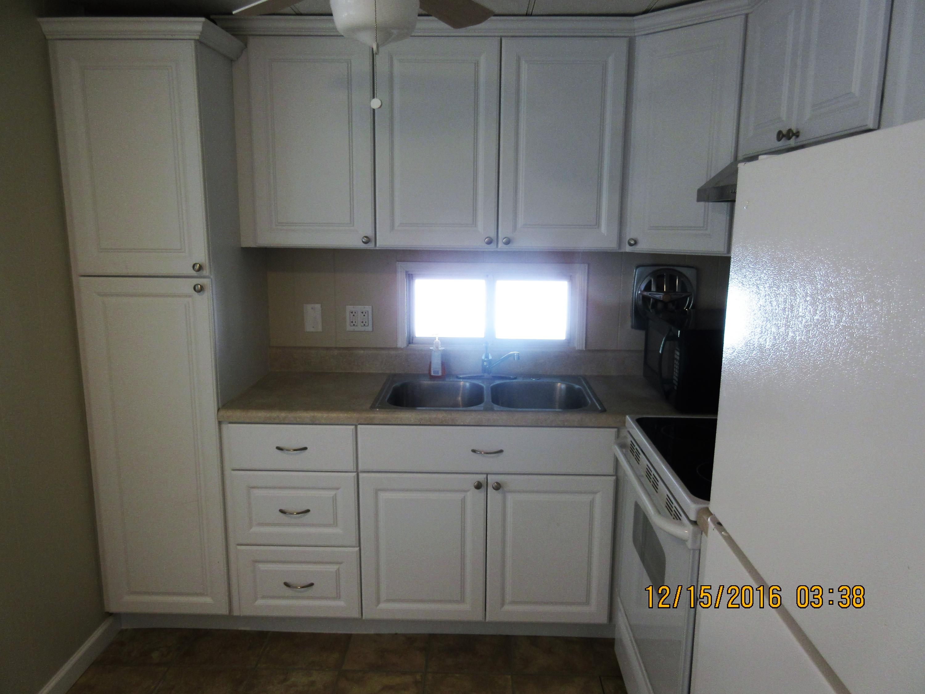 1734 Southwest College Street Stuart, FL 34997 - Photo 5 of 20 Kitchen 3
