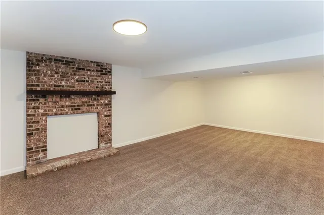 $2,355 | 11119 North Harrison Street, Kansas City, MO 64155