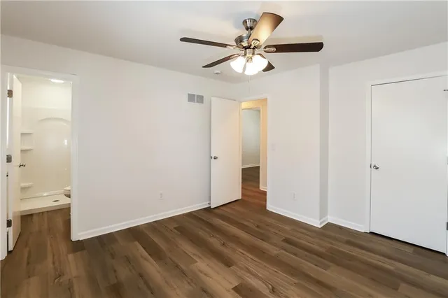 $2,355 | 11119 North Harrison Street, Kansas City, MO 64155