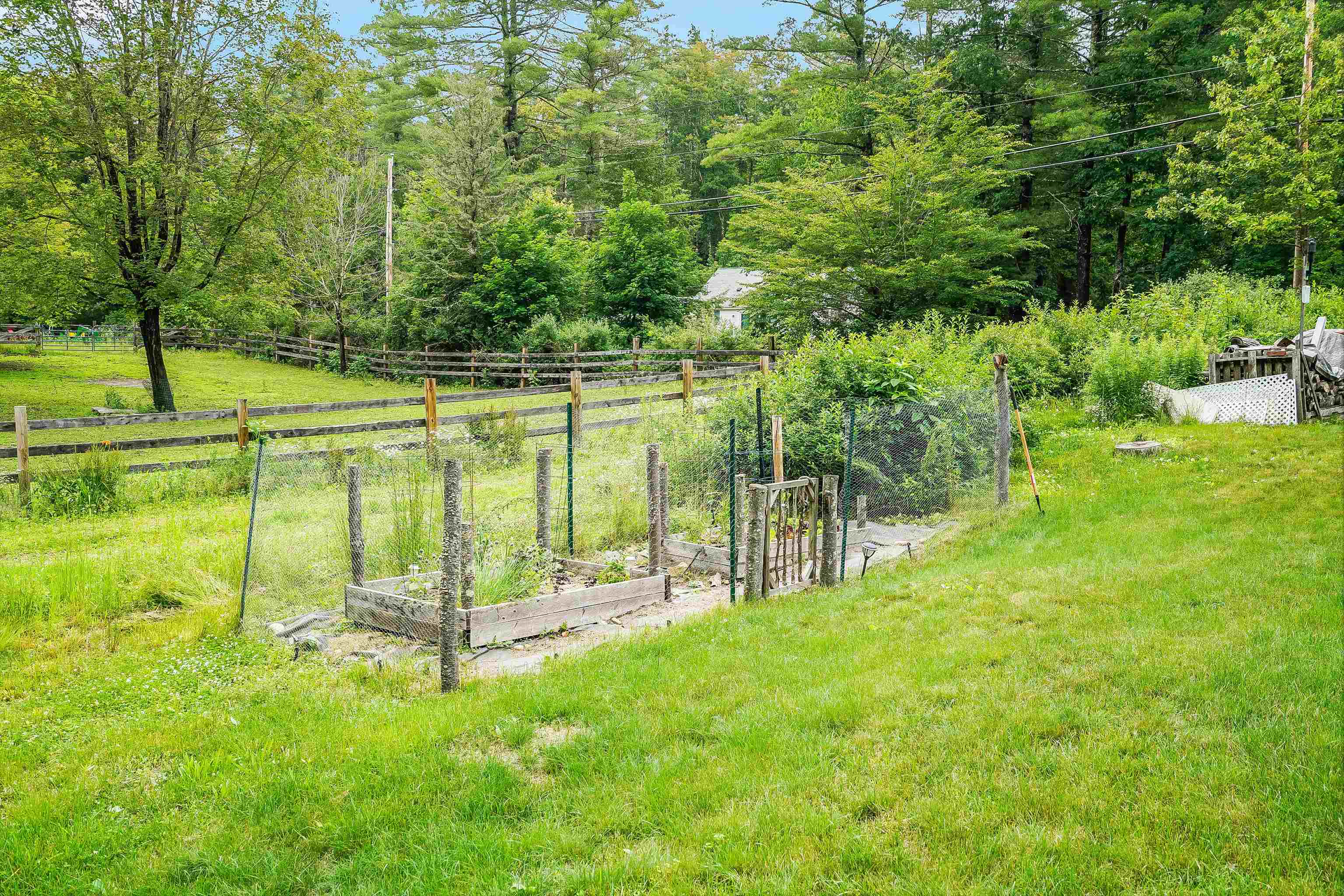 32 New Boston Road Amherst, NH 03031 - Photo 33 of 34