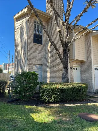 $1,450 | 7575 Cambridge Street, Unit 1505, Houston, TX 77054