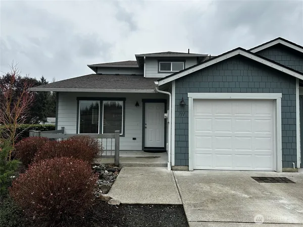 $1,850 | 711 Wyoming Avenue, Shelton, WA 98584