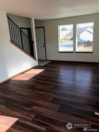 $1,850 | 711 Wyoming Avenue, Shelton, WA 98584