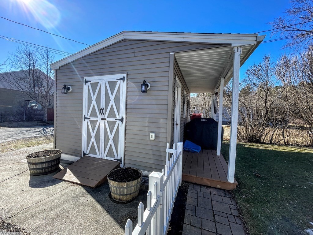 4 Oakhurst Road Ayer, MA 01432 - Photo 7 of 13 Gallery Image 7