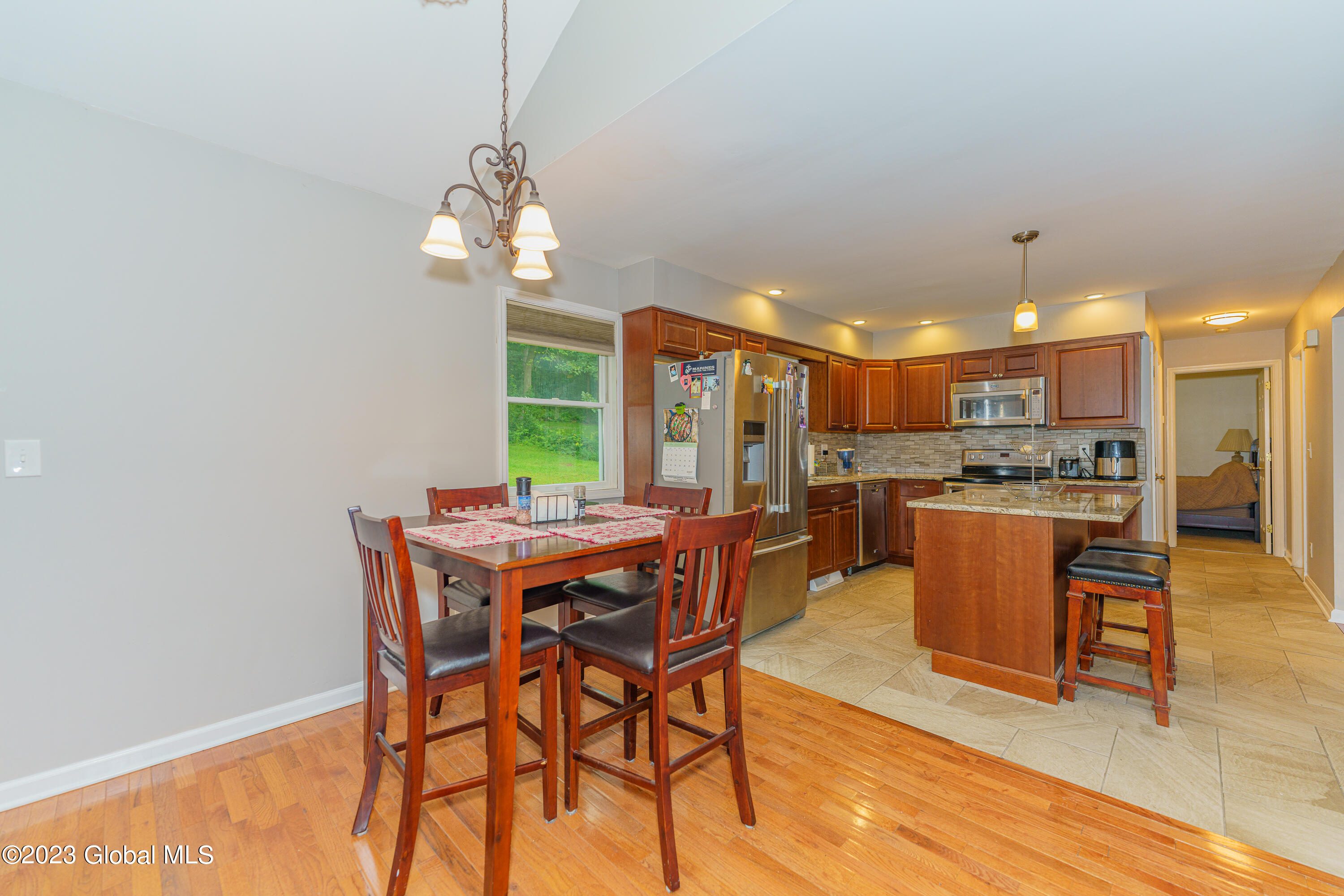 6027 East Old State Road Schenectady, NY 12303 - Photo 12 of 37 2 Kitchen 6