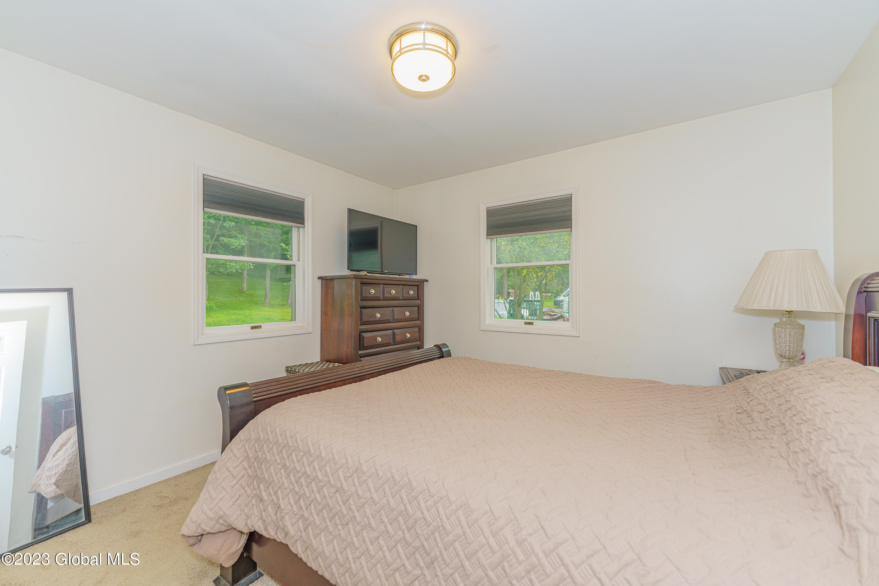 6027 East Old State Road Schenectady, NY 12303 - Photo 18 of 37 4 bedroom 1