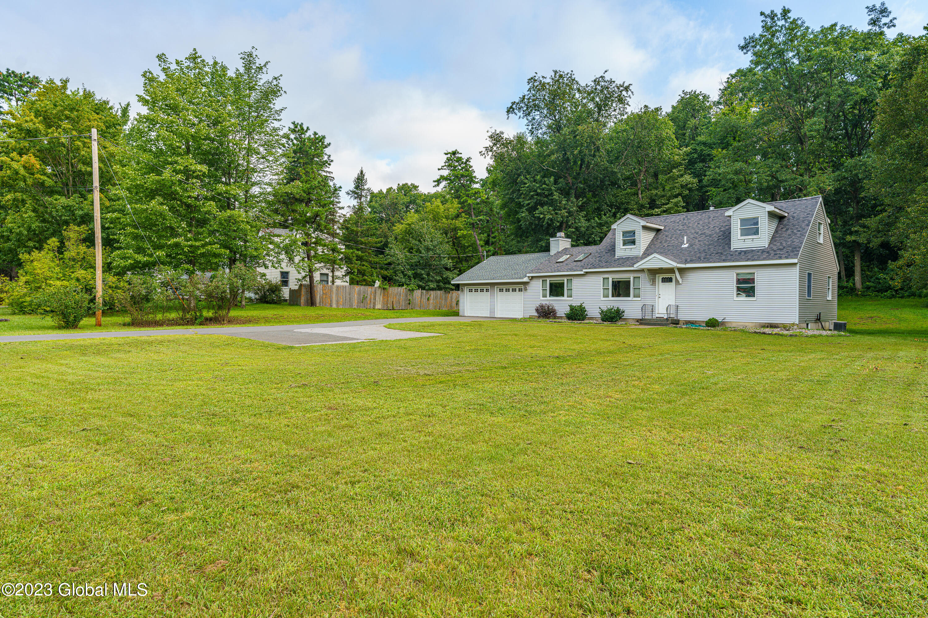 6027 East Old State Road Schenectady, NY 12303 - Photo 2 of 37 0 Front 2