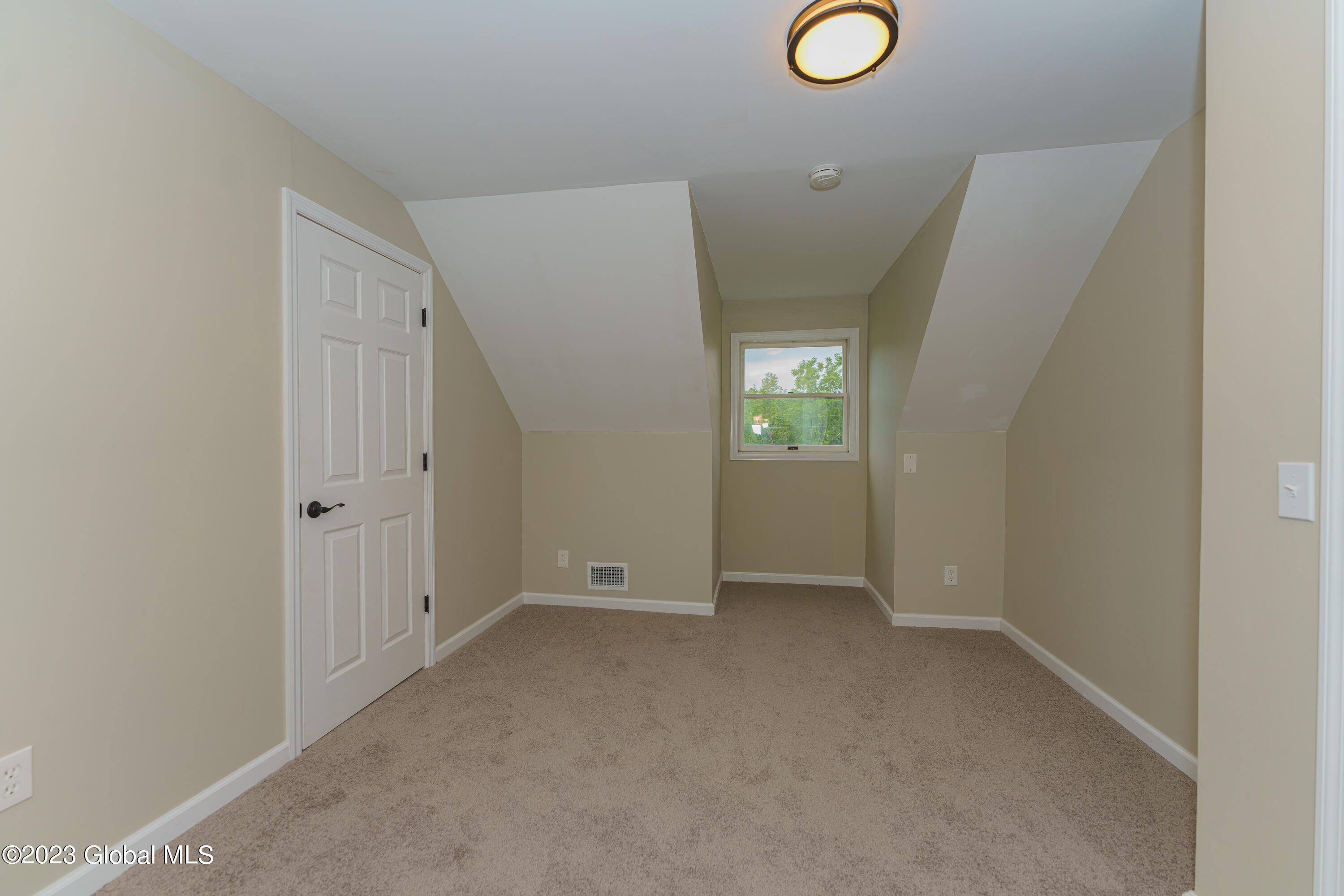 6027 East Old State Road Schenectady, NY 12303 - Photo 24 of 37 4 bedroom 7