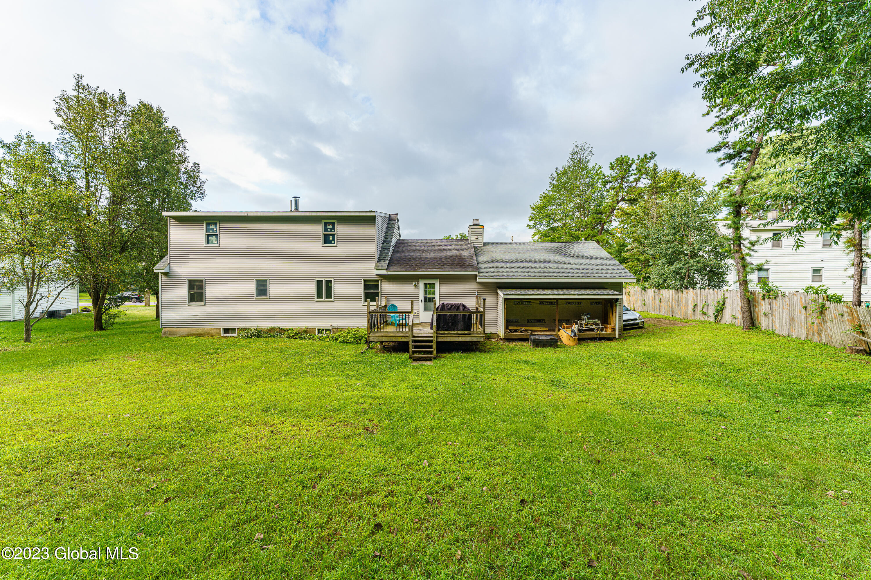 6027 East Old State Road Schenectady, NY 12303 - Photo 33 of 37 Yard 4