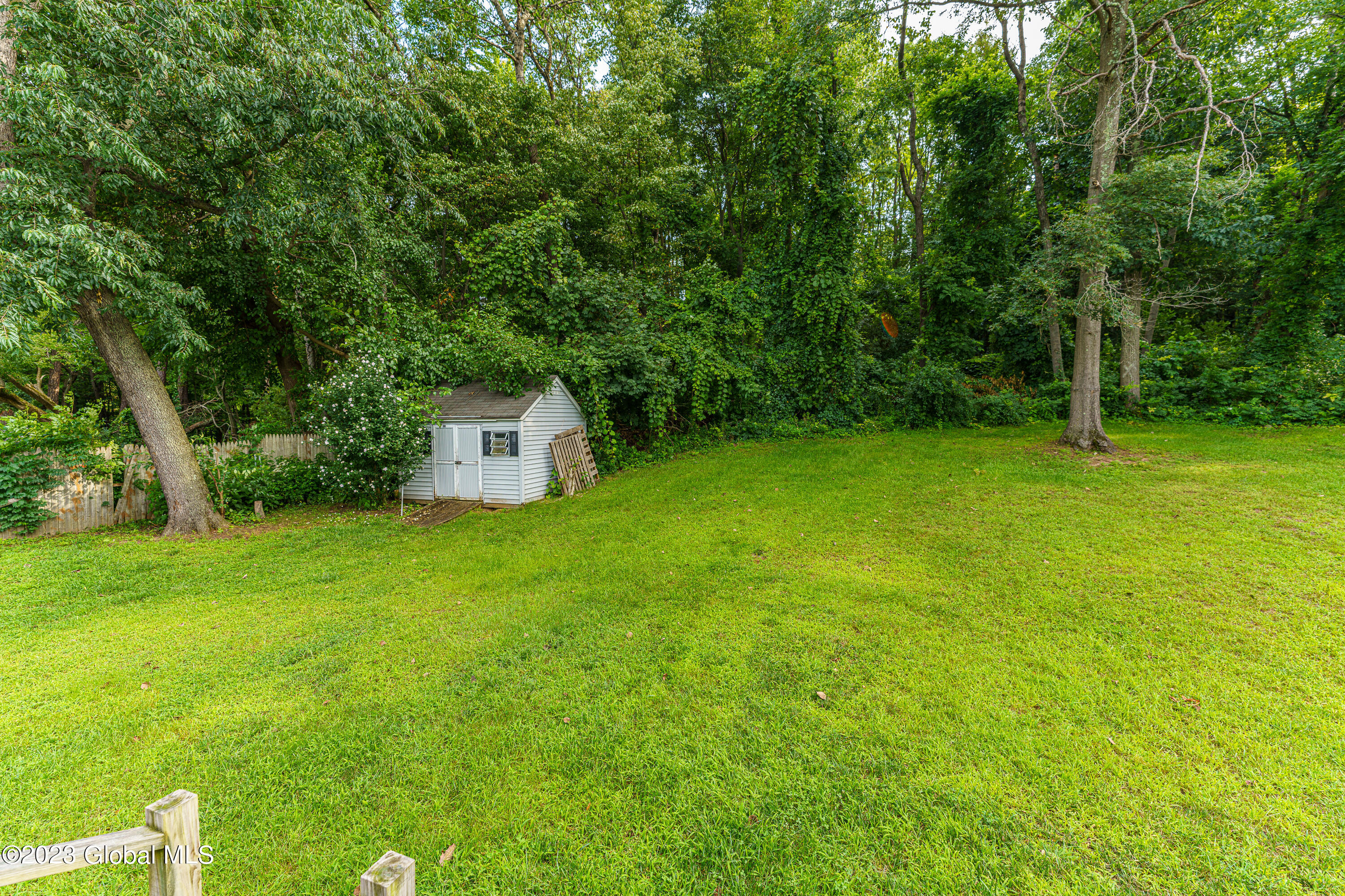 6027 East Old State Road Schenectady, NY 12303 - Photo 36 of 37 Yard 7