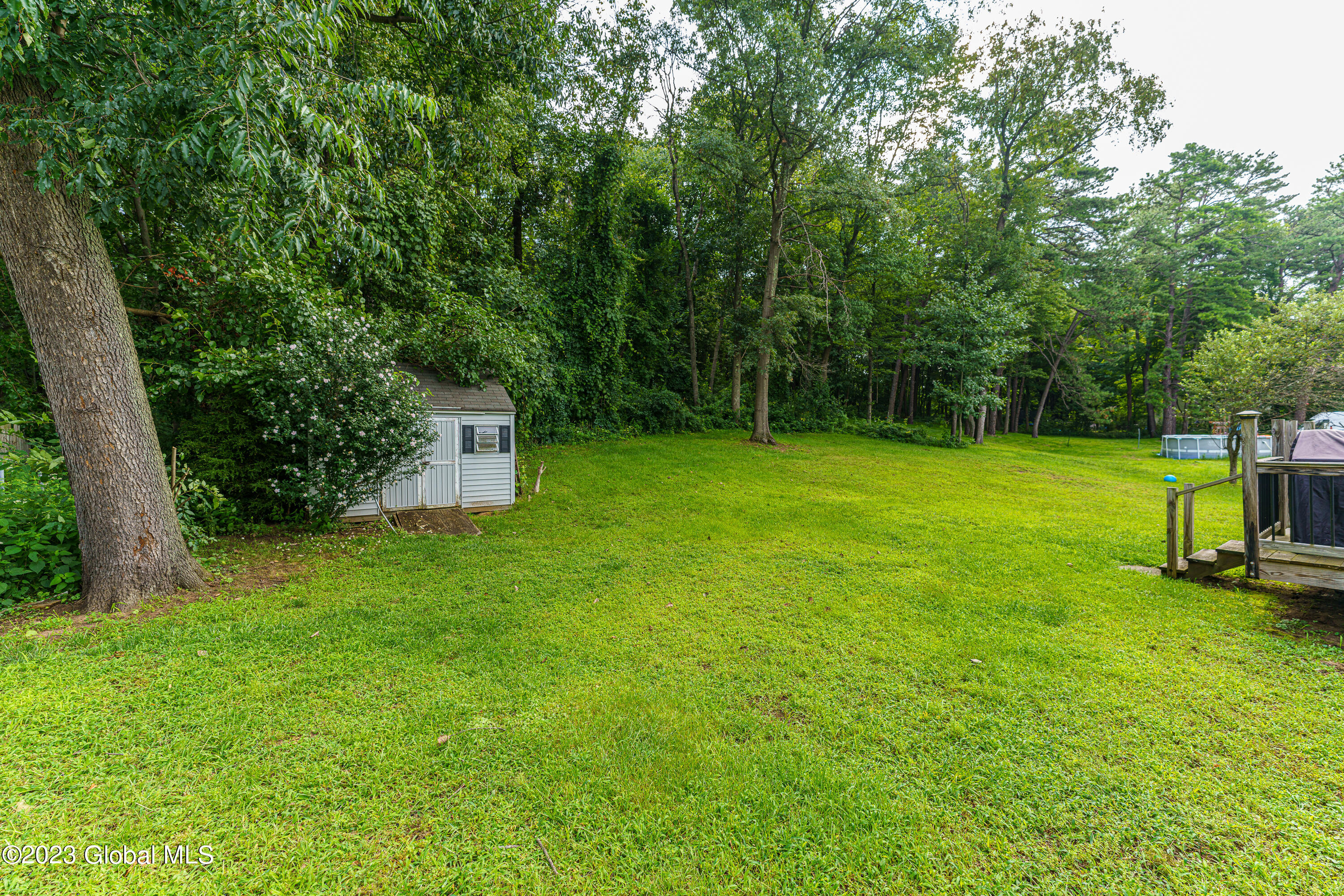 6027 East Old State Road Schenectady, NY 12303 - Photo 37 of 37 Yard 8