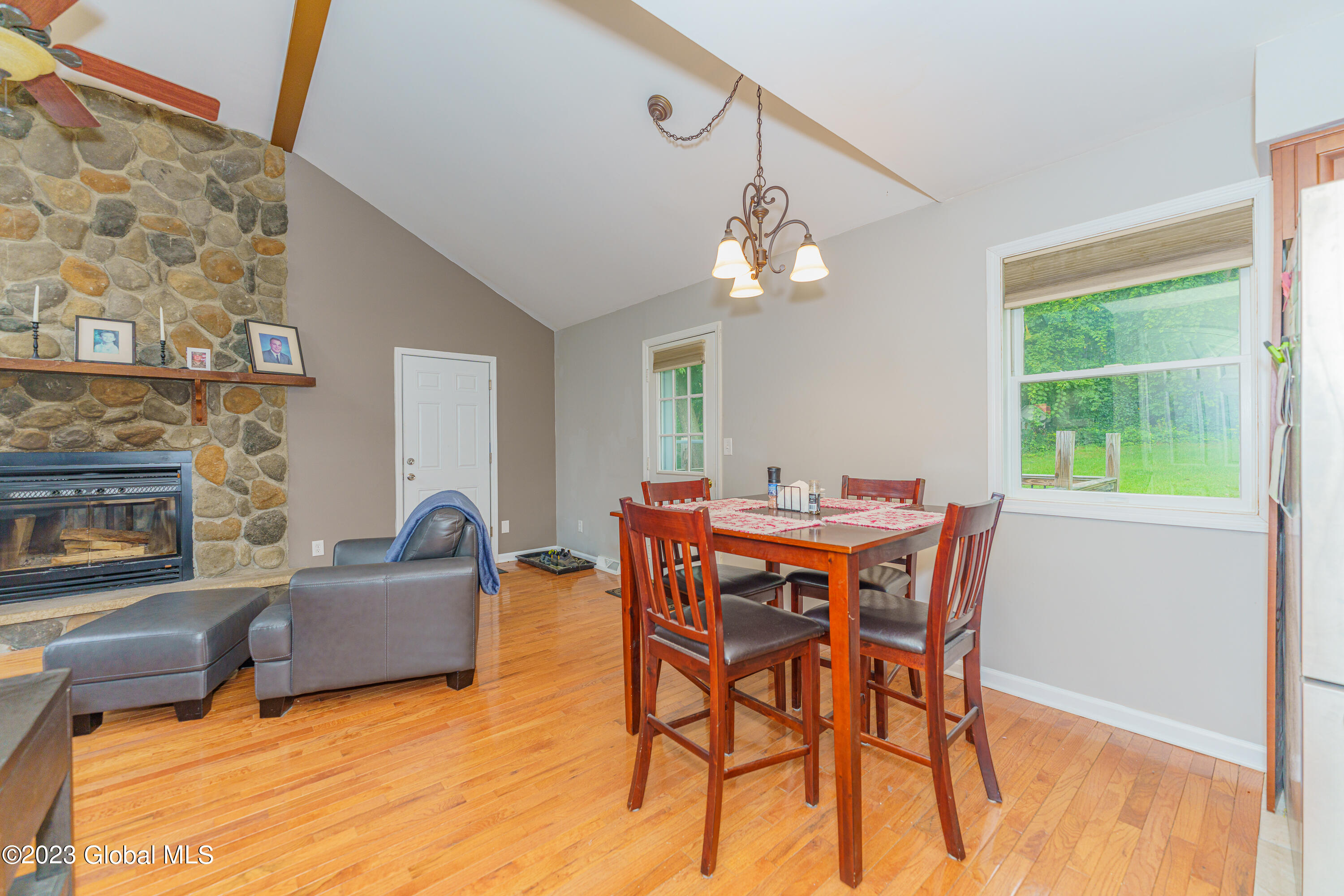 6027 East Old State Road Schenectady, NY 12303 - Photo 10 of 37 2 Kitchen 5