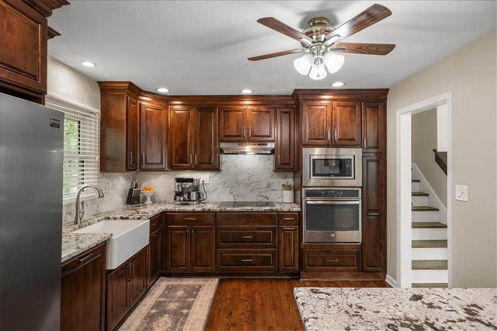 9718 Antioch Road Overland Park, KS 66212 - Photo 11 of 34