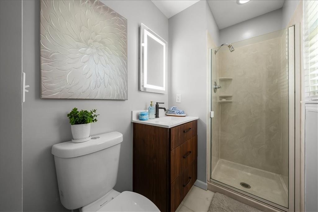 9718 Antioch Road Overland Park, KS 66212 - Photo 17 of 34