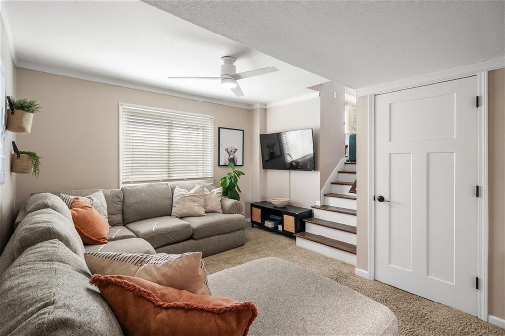 9718 Antioch Road Overland Park, KS 66212 - Photo 22 of 34