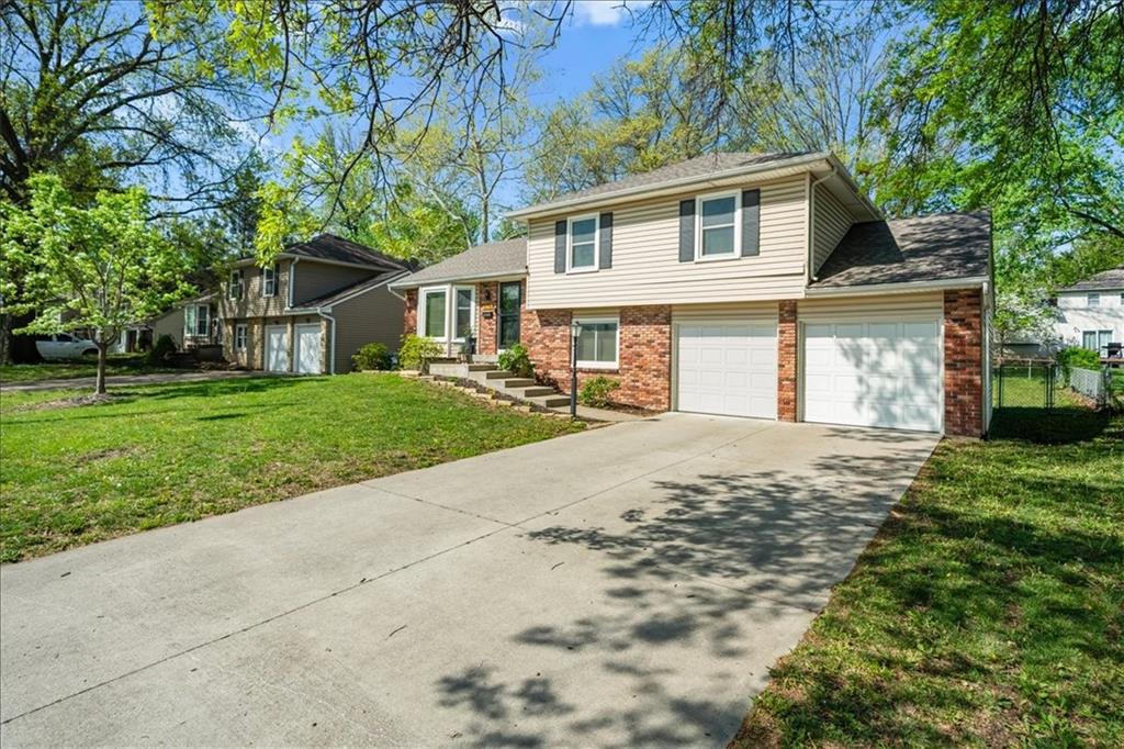 9718 Antioch Road Overland Park, KS 66212 - Photo 4 of 34