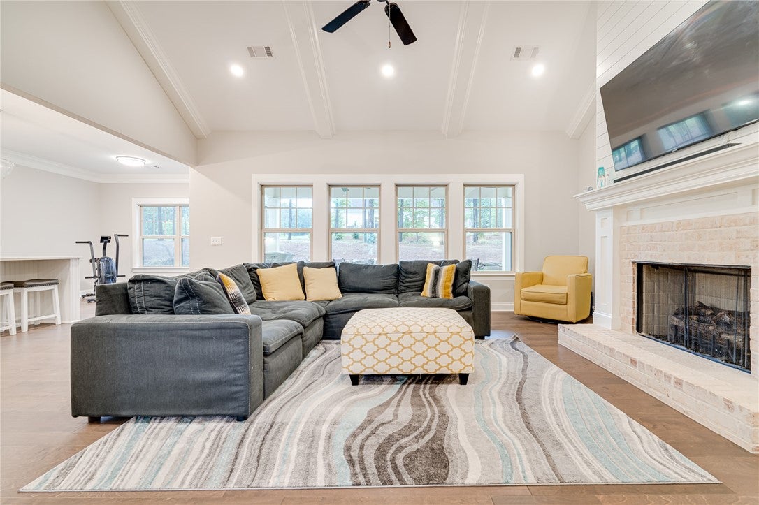 806 Ski Spray Point Opelika, AL 36804 - Photo 3 of 41 Gallery Image 3