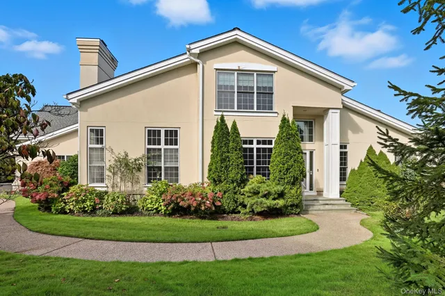 $1,420,000 | 27 Doral Greens Drive East, Rye Brook, NY 10573
