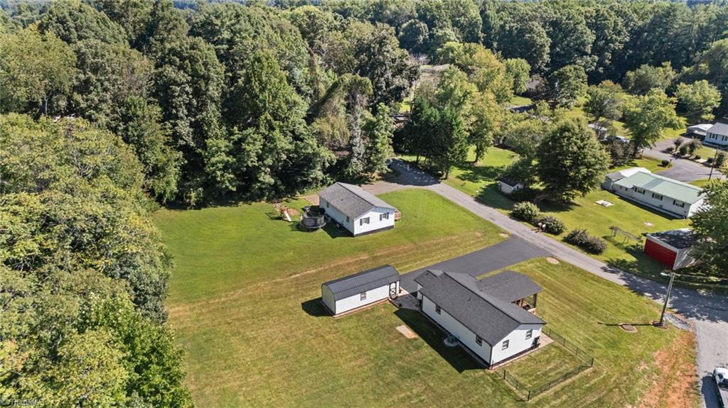 253 Fowler Circle Dobson, NC 27017 - Photo 17 of 41